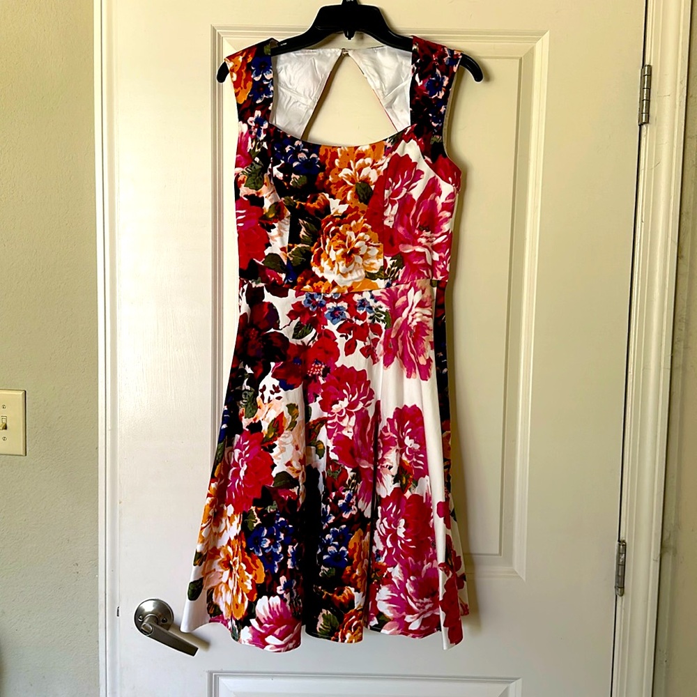 Floral summer dress, lightly worn, no spots or stains